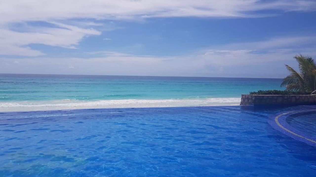 Cozy And Modern Apartment Cancun Exterior photo